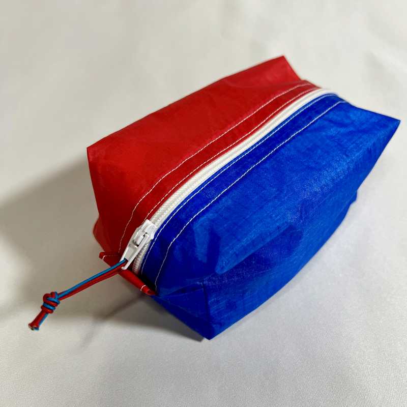 ボックスポーチ/赤青/ハンドメイド/パラグライダーリメイク
