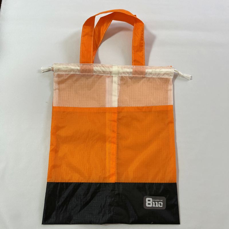 巾着バッグ/オレンジ白黒/ハンドメイド/パラグライダーリメイク